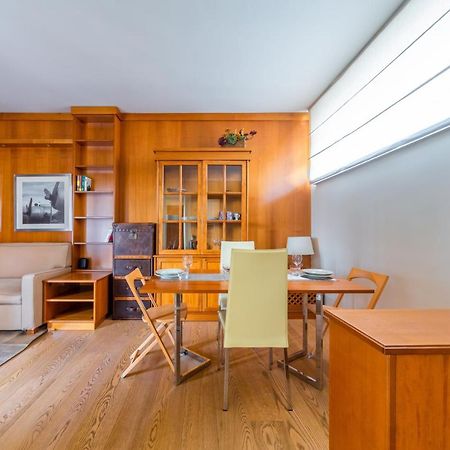 Cozy Apt - Corso Vercelli & Conciliazione M1 Milano Exteriör bild