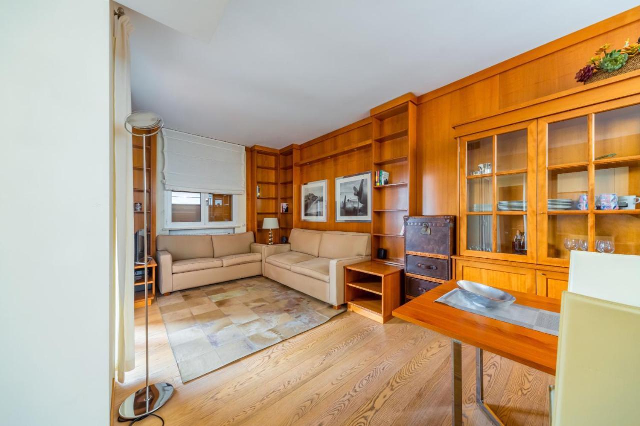Cozy Apt - Corso Vercelli & Conciliazione M1 Milano Exteriör bild