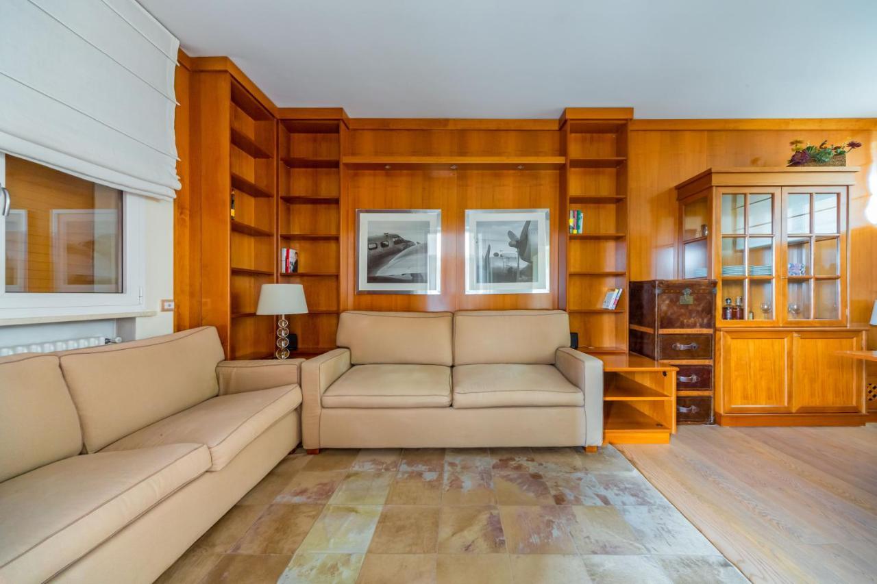 Cozy Apt - Corso Vercelli & Conciliazione M1 Milano Exteriör bild