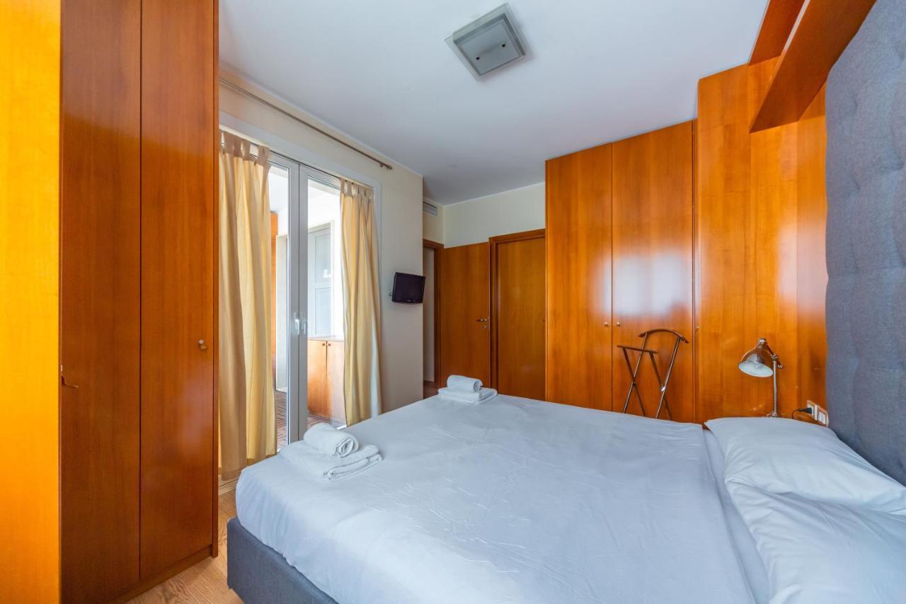 Cozy Apt - Corso Vercelli & Conciliazione M1 Milano Exteriör bild